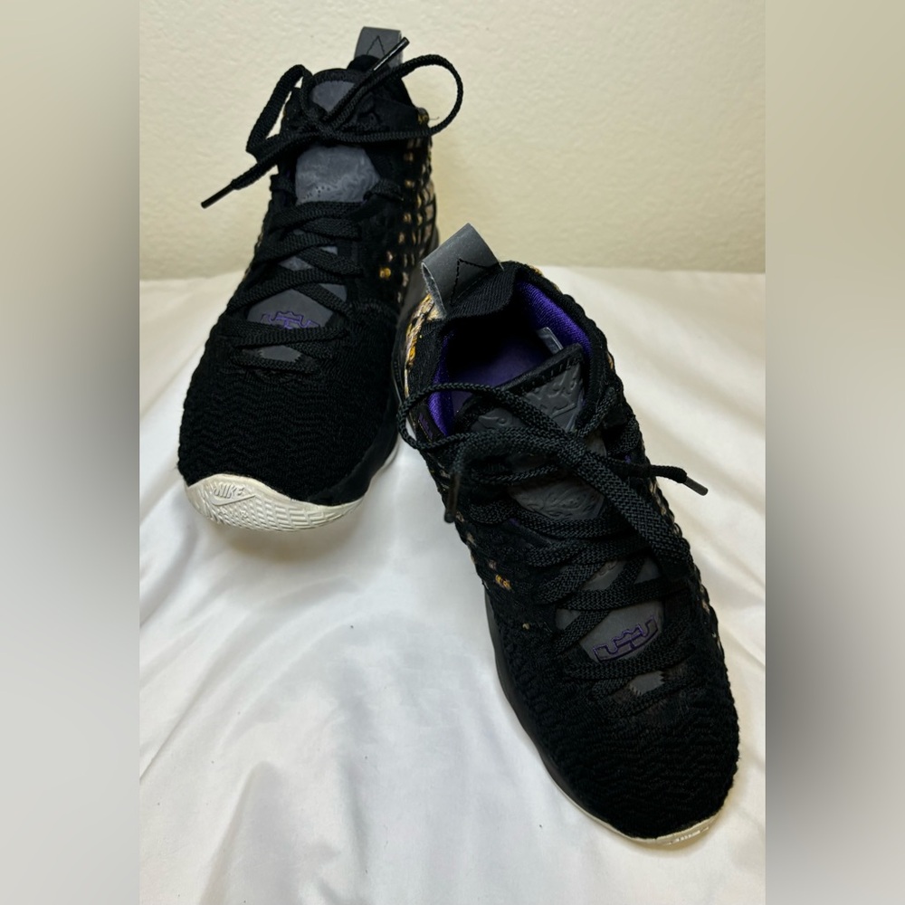 Nike LeBron 17 BG “Lakers” Basketball Shoes. Women’s size 7 or Youth size 5.5.